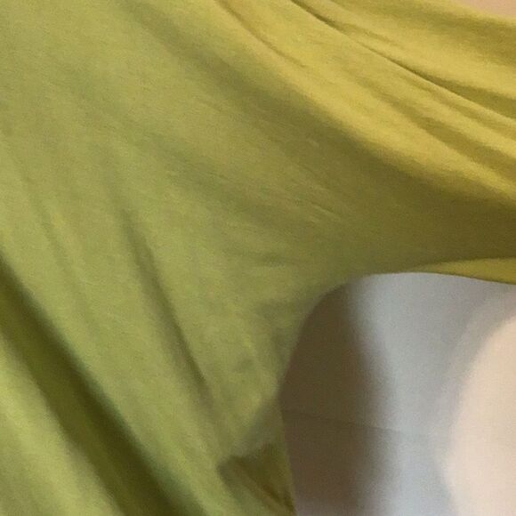Chico’s Tee Shirt Lime Green Cold Shoulder Jersey Long Sleeve Zipper Size L - Picture 7 of 10